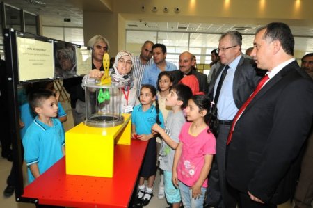 Bağcılar Belediyesi'nden Bilim ve Teknoloji Sergisi