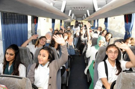 Bağcılar Belediyesi'nden öğrencilere İstanbul turu