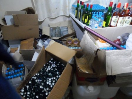 Bağcılar’da sahte içki operasyonu