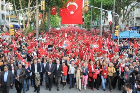 Bağdat Caddesi Cumhuriyet yürüyüşüne hazır