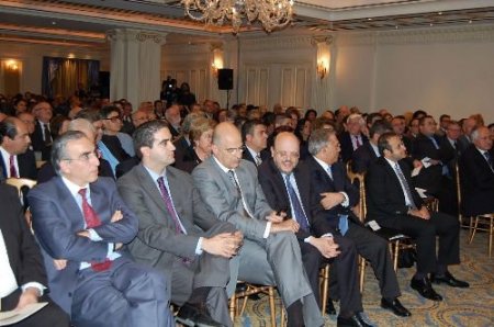 Bağış: Türkiye'nin Üyeliği Ab'yi Daha Güçlü Yapar