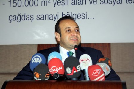 Bağış: Yalan yanlış tutanaklar sızdıracağınıza kardeşlik destanına satır ekleyin
