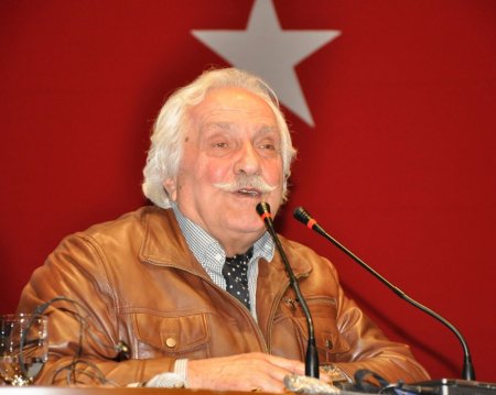 Bahadıroğlu: Çanakkale orantısız güce, imanın ve hayatın meydan okuduğu bölgedir