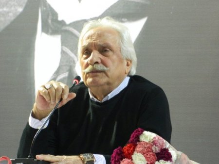 Bahadıroğlu: Hürrem Sultan dine hizmet eden bir kadındır