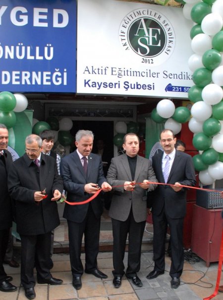 Bahçe: Yeni bakandan eğitim camiasının, milletin beklentisi çok büyük