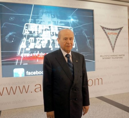 Bahçeli, Alptürk TV'nin yeni yayın döneminin açılışına katıldı