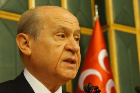 Bahçeli: 18 yaşında seçilme teklifi, gündem saptırma