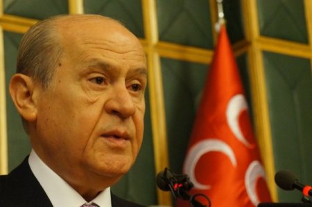 Bahçeli: 18 yaşında seçilme teklifi, gündem saptırma