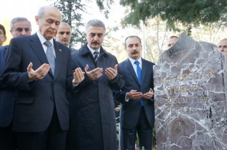 Bahçeli: Açlık grevi bir an önce bitmeli