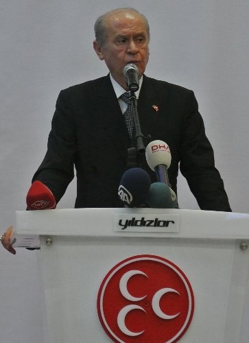 Bahçeli: Basın siyasi iktidarın yandaşı