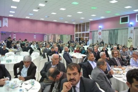 Bahçeli: Basın siyasi iktidarın yandaşı