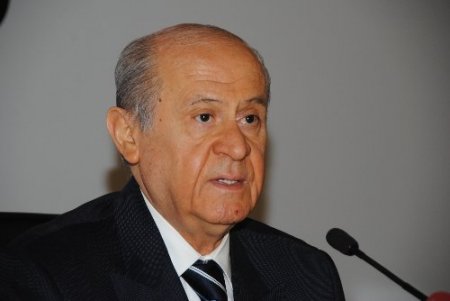 Bahçeli: Hükümet, Büyükşehir Yasası ile eyalet sistemini hedefliyor
