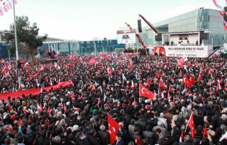 Bahçeli: Hükümeti yıkmak isteyenler kötü, devleti yıkmak isteyenler mi iyidir?