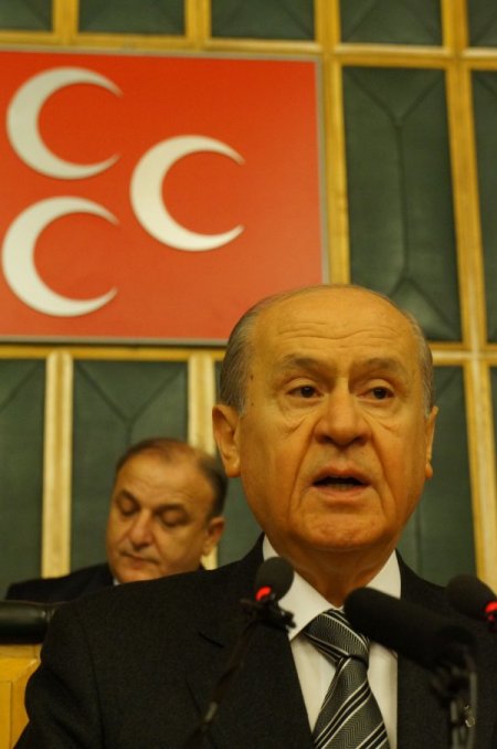 Bahçeli: İmralı ile hükümet arasındaki pazarlık Başbakan'ın maskesini düşürdü
