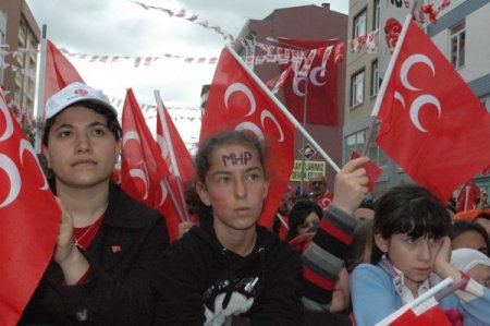 Bahçeli: Kaset Ve İstifalara Değinmedi, Başbakan'ı Eleştirdi