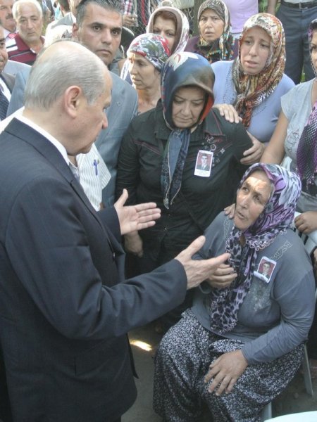 Bahçeli Osmaniye'de Şehit Ailelerini Ziyaret Etti
