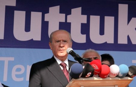 Bahçeli: Top atana gül atmamız akla ve mantığa ihanettir