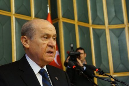 Bahçeli: Türkiye AKP-PKK koalisyonuyla sarılmış ve kundaklanmış durumda