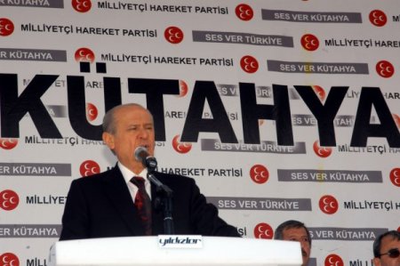Bahçeli: Türkiye'de Kardeş Kavgasının Kokusu Geliyor