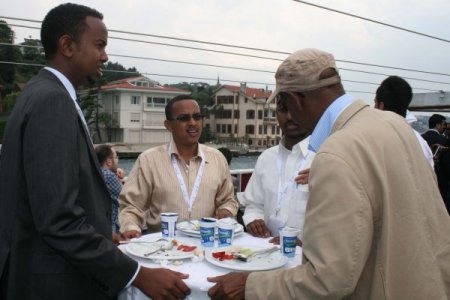Bahçelievler İşadamları Derneği’nde Yabancı İşadamlarına Boğaz Turu Keyfi