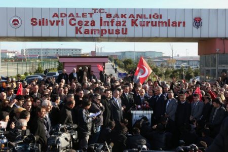 Bahçeli'nin Başbuğ ziyaretinden objektiflere yansıyanlar