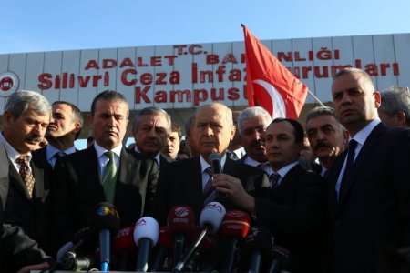 Bahçeli'nin Başbuğ ziyaretinden objektiflere yansıyanlar