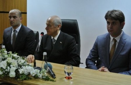 Bahçeli'ye memleketinde sıkma ve ıspanaklı börek ikram edildi