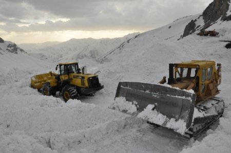 Bahçesaray Yolu Bu Sene 2 Ay Erken Açılacak