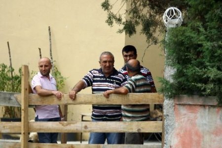 Bahçesinde Ceset Aranan Silivri'deki Villanın Sahibi Şaşkın