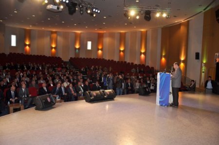 Bakan Akdağ: Fitneye düşmeden yolumuza devam etmeliyiz