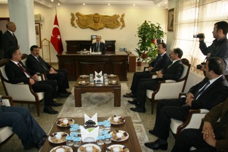 Bakan Atalay: Barış sürecinde en önemli unsur hükümetin kararlılığıdır