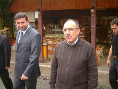 Bakan Atalay Kahvaltı Yapmak İçin Düzce'ye Uğradı