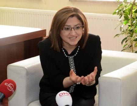 Bakan Avcı: Devlet okullarında da veliler ittifak sağlarsa forma giyilebilir