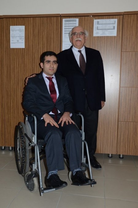 Bakan Avcı ve Davutoğlu Bilim Merkezi'ni inceledi