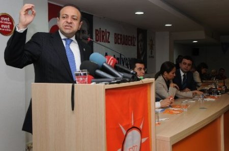 Bakan Bağış: Başbakanımız 30'a yakın suikast girişiminden kurtuldu