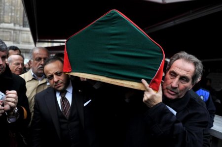 Bakan Bağış: Burhan Doğançay, göğsümüzü kabartan sanatçımızdı