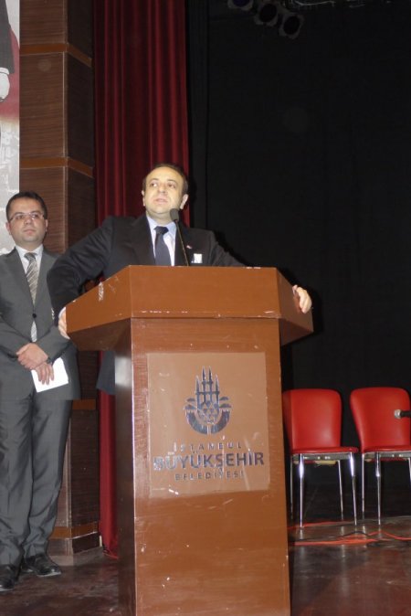 Bakan Bağış: İfade özgürlüğünden yanayız, şiddet özgürlüğüne karşıyız