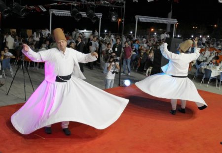 Bakan Bağış; Nerede Bir Aç Varsa O Bizim Komşumuzdur