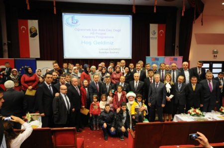 Bakan Bağış’tan CHP liderine eğitim çağrısı yaptı