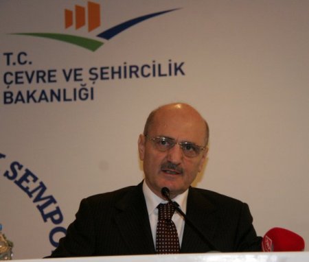 Bakan Bayraktar: Çevre duyarlığı ülkelerin kalkınma ivmesini engellememeli