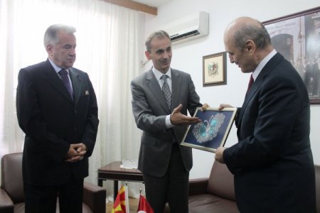 Bakan Bayraktar Makedonya’da