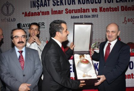 Bakan Bayraktar: Teröre karşı uyanık ve akıllı olalım