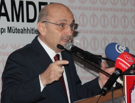 Bakan Bayraktar: Teröre karşı uyanık ve akıllı olalım