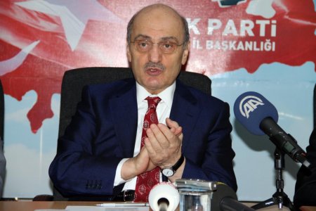 Bakan Bayraktar: Van'ın 15 bin hektar planı yapıldı