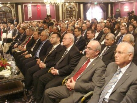 Bakan Çağlayan, İslam Ülkelerine Ticaret Alanında Birlik Çağrısında Bulundu