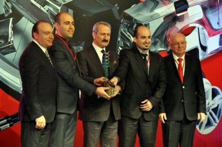 Bakan Çağlayan: Bas gaza Türkiye bas gaza, kim tutar seni bas gaza