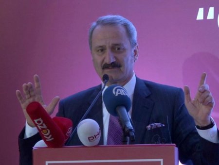 Bakan Çağlayan: Fitch notu artırdı diye zil takıp oynayacak halimiz yok