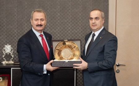 Bakan Çağlayan: Otomotiv Test Pisti yatırımı inşallah Sakarya'ya gelir