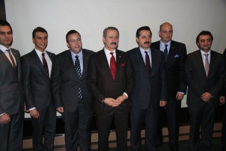 Bakan Çağlayan: Sarkozy Ve Merkel Türkiye'yi Kıskandığı İçin Problem Çıkarıyor