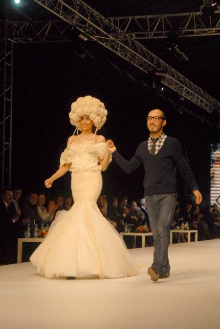 Bakan Çağlayan: Türkiye Gelinlikte Çin Ve İtalya'nın Ardından Üçüncü Sırada